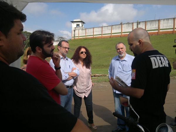 Acesso de advogados aos clientes presos no Pres�dio Regional de Joinville � parcialmente reestabelecido