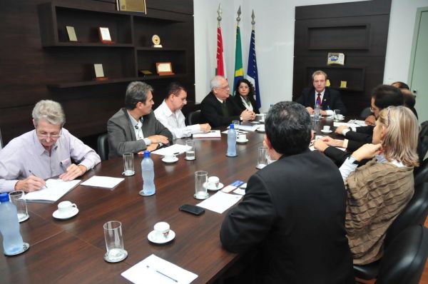 Sede pr�pria para Justi�a Federal em Joinville: OAB presente � reuni�o na C�mara Municipal