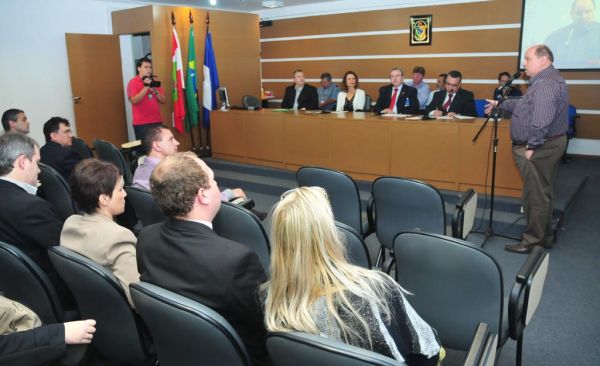 OAB Joinville inicia campanha pela 6� vara do Trabalho na cidade