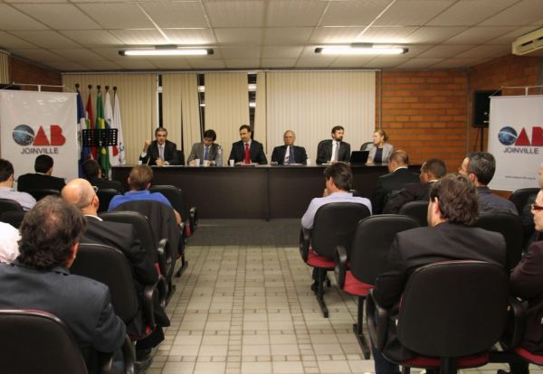 Realizada em Joinville Consulta P�blica sobre problemas apresentados pelo PJe