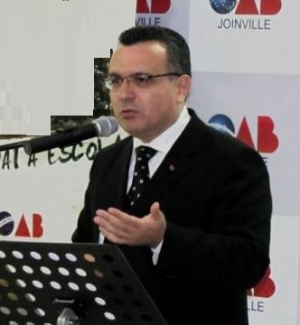 Teixeira destaca a import�ncia da justa remunera��o aos Advogados na passagem do Dia do Trabalho