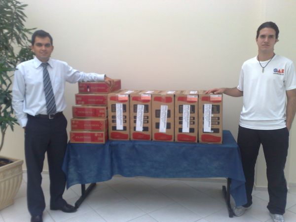 OAB Joinville recebe computadores da Seccional