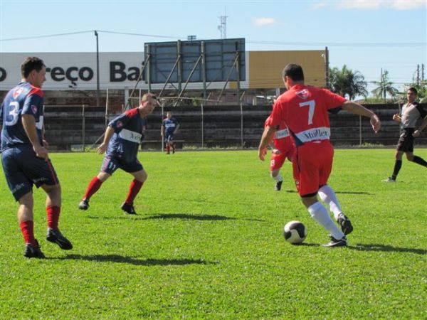Semana do Advogado 2010: Advogados recebem Ju�zes e Promotores em futebol no Ernest�o, fechando os eventos no s�bado, 14/08