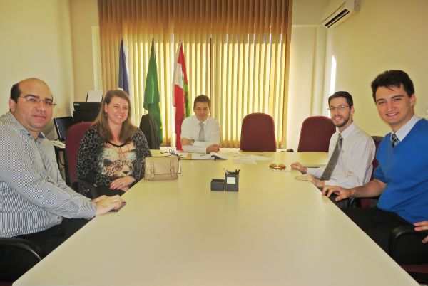 Comiss�o de Assuntos Judici�rios realiza reuni�o ordin�ria