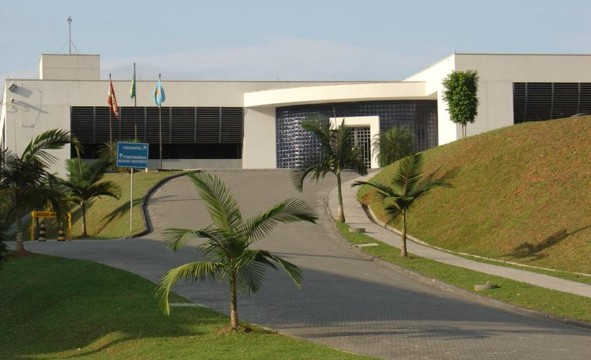 Delegado Chefe da Delegacia da Policia Federal em Joinville visita OAB local para tratar do atendimento aos advogados