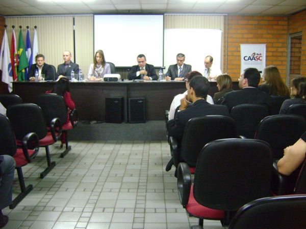 Hoje (06) tem Plen�ria dos Advogados na OAB Joinville