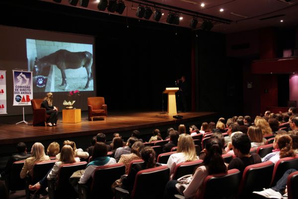 Comiss�o de Direitos dos Animais acompanha PL 0541-3-2013