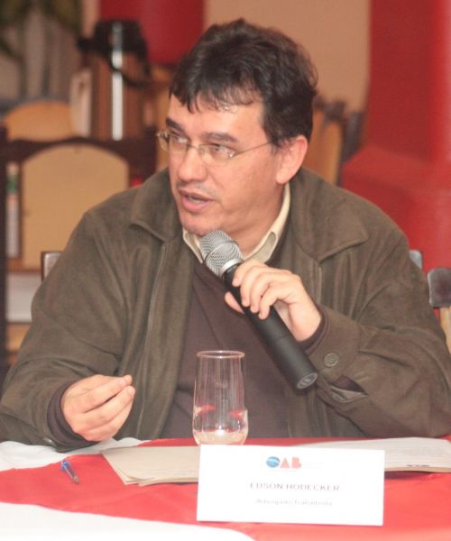 Edson Hodecker representa OAB Joinville em evento do TRT (Processo Eletr�nico na Justi�a do Trabalho)