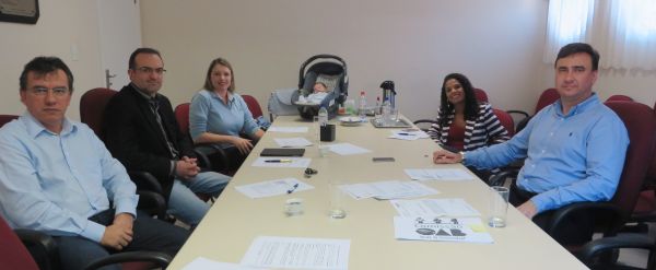 Diretoria da OAB Joinville realiza reuni�o ordin�ria mensal