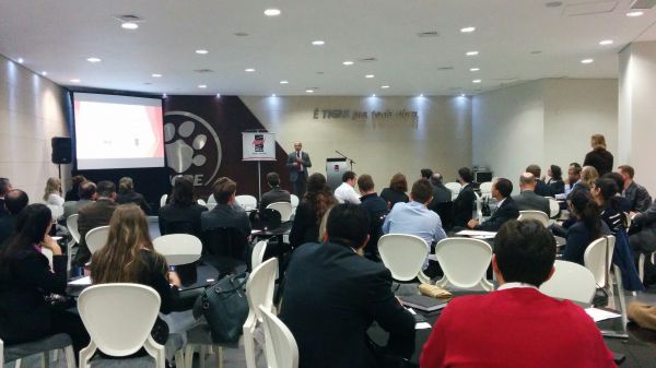 Comiss�o de Direito Tribut�rio da OAB Joinville realiza palestra em parceria com ACIJ