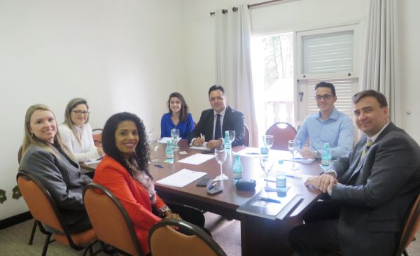 Com nova Diretoria, Comiss�o do Acad�mico de Direito planeja debate sobre a proposta de redu��o da maioridade penal