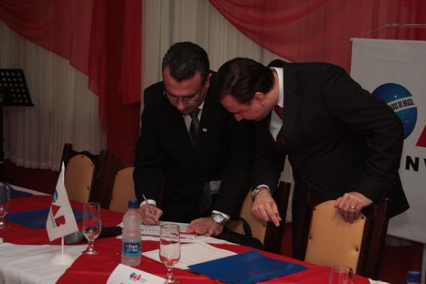 Quinta, 02, Miguel Teixeira e Maur�cio Voos estar�o na OAB Estadual em Florian�polis para tratar de assuntos de interesse da Subse��o