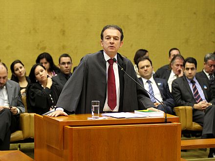Supremo: 8 votos pela constitucionalidade do Exame de Ordem