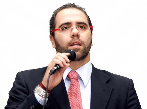 Amanh� tem a palestra "Dano Moral e a Pessoa Jur�dica" na OAB Joinville