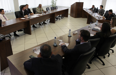 Vice-Presidente da OAB Joinville e Presidente da Comiss�o de Telem�tica participam de reuni�o sobre o PJe na sede do Conselho Seccional da OAB/SC