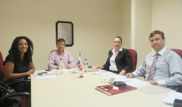 Diretoria da OAB Joinville realiza reuni�o ordin�ria mensal
