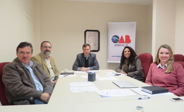  Diretoria da OAB Joinville realiza reuni�o mensal