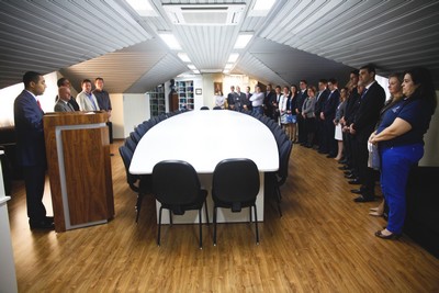 OAB Joinville presente na inaugura��o da nova biblioteca do F�rum Estadual