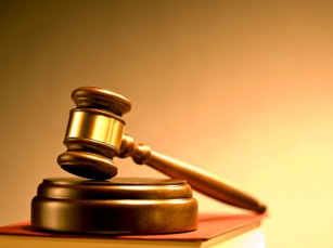 Plen�ria Mensal dos Advogados realizada no dia 09/10. Confira aqui as delibera��es