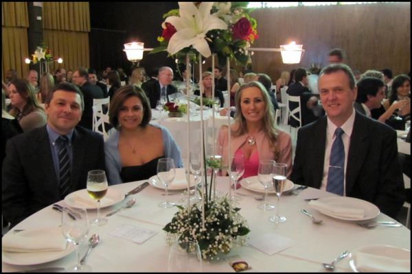 Est�o � venda os convites para o Jantar Baile dos Advogados de Joinville (10/08)