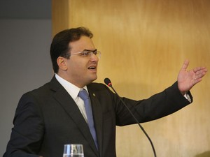 Presidente nacional da OAB vem a SC lan�ar campanha de Reforma Pol�tica e participar da Semana do Advogado 2013 da OAB Joinville