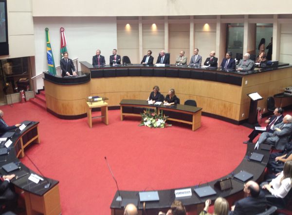 Assembl�ia Legislativa do Estado de Santa Catarina homenageia OAB/SC pelos seus 80 anos