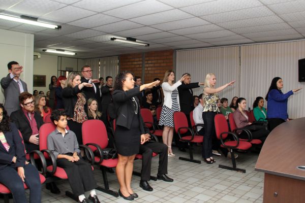 OAB Joinville d� boas vindas a 19 novos advogados
