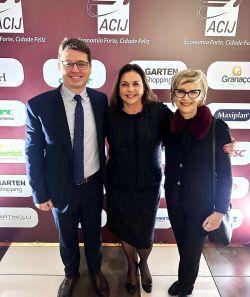 OAB Joinville participa do lan�amento do filme da ACIJ