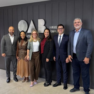 OAB Joinville recebe representantes do Sebrae/SC