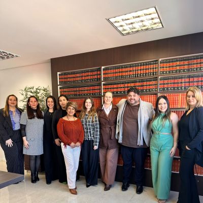 Comiss�o de Direito das Fam�lias e Sucess�es realiza reuni�o ordin�ria mensal