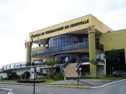 OAB Joinville recebe Mo��o da C�mara de Vereadores pela cria��o da Comiss�o de Licita��es e Contratos Administrativos