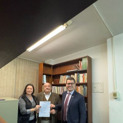 OAB Joinville realiza convite ao Dr. Cl�udio Pereira Ramos para receber a medalha "Amigo da OAB".