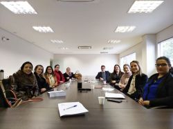 Reuni�o extraordin�ria da Comiss�o de Direito da Fam�lia ocorreu nesta quarta-feira