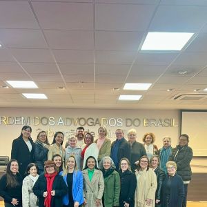 Sess�o de Cinema promove reflex�o e acolhimento na OAB Joinville