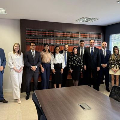 Diretoria da OAB Joinville realiza reuni�o ordin�ria mensal e reuni�o em conjunto com os Coordenadores