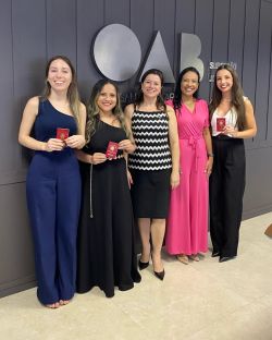   OAB Joinville entrega credenciais para 03 novas advogadas
