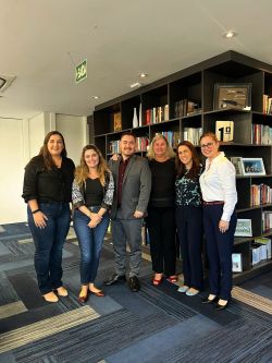 Comiss�o de Direito Condominial e Comiss�o de Direito Imobili�rio se re�nem com a titular do 1� Registro de Im�veis de Joinville