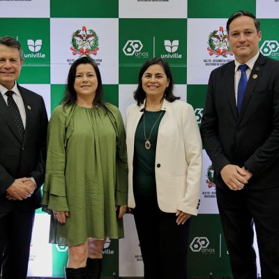 OAB Joinville participa da Solenidade em comemora��o aos 60 anos do Ensino Superior na regi�o 