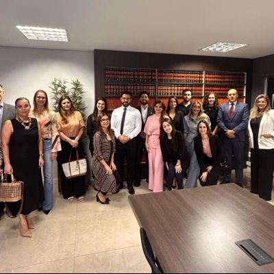 Comiss�o de Direito Notarial e Registral realiza reuni�o ordin�ria mensal