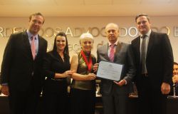 OAB Joinville realiza solenidade de Outorga da Medalha Jo�o Baptista Bonnassis ao Doutor Carlos Adauto Vieira  (In Memoriam)