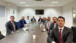 Comiss�es de Defesa, Assist�ncia e Prerrogativas e de Assuntos Judiciais e Extrajudiciais realizam reuni�o em conjunto