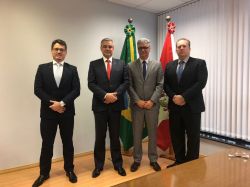 Reuni�o institucional  com o Presidente do Tribunal de Justi�a de Santa Catarina