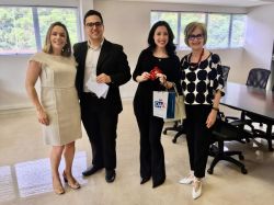 Entrega de novas credenciais em gabinete nesta ter�a-feira 08/10/2019