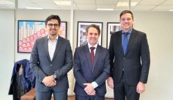 OAB Joinville se re�ne com Justi�a do Trabalho