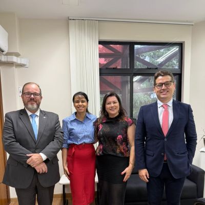 OAB Joinville realiza visita institucional � Ju�za da Vara da Inf�ncia e Juventude