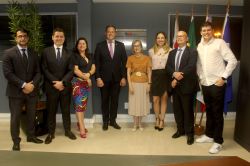 OAB Joinville inaugura a revitaliza��o da sala da diretoria