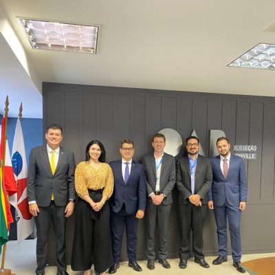 OAB Joinville recebe representantes da Caixa Econ�mica Federal em visita institucional