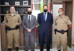 OAB Joinville realiza visita institucional ao 17� Batalh�o da Pol�cia Militar de Joinville