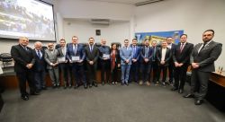 OAB Joinville participa da Solenidade de Entrega do T�tulo de Cidad�o Honor�rio de Joinville