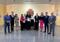 Diretoria da OAB Joinville se re�ne com a Procuradora-Geral do Munic�pio